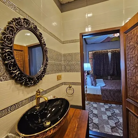Qiz Galasi Hotel Baku Exterior photo