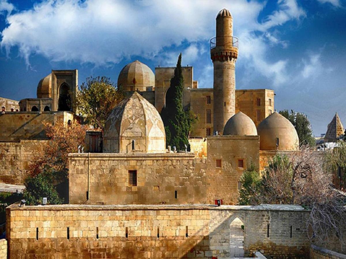 Qiz Galasi فندق باكو