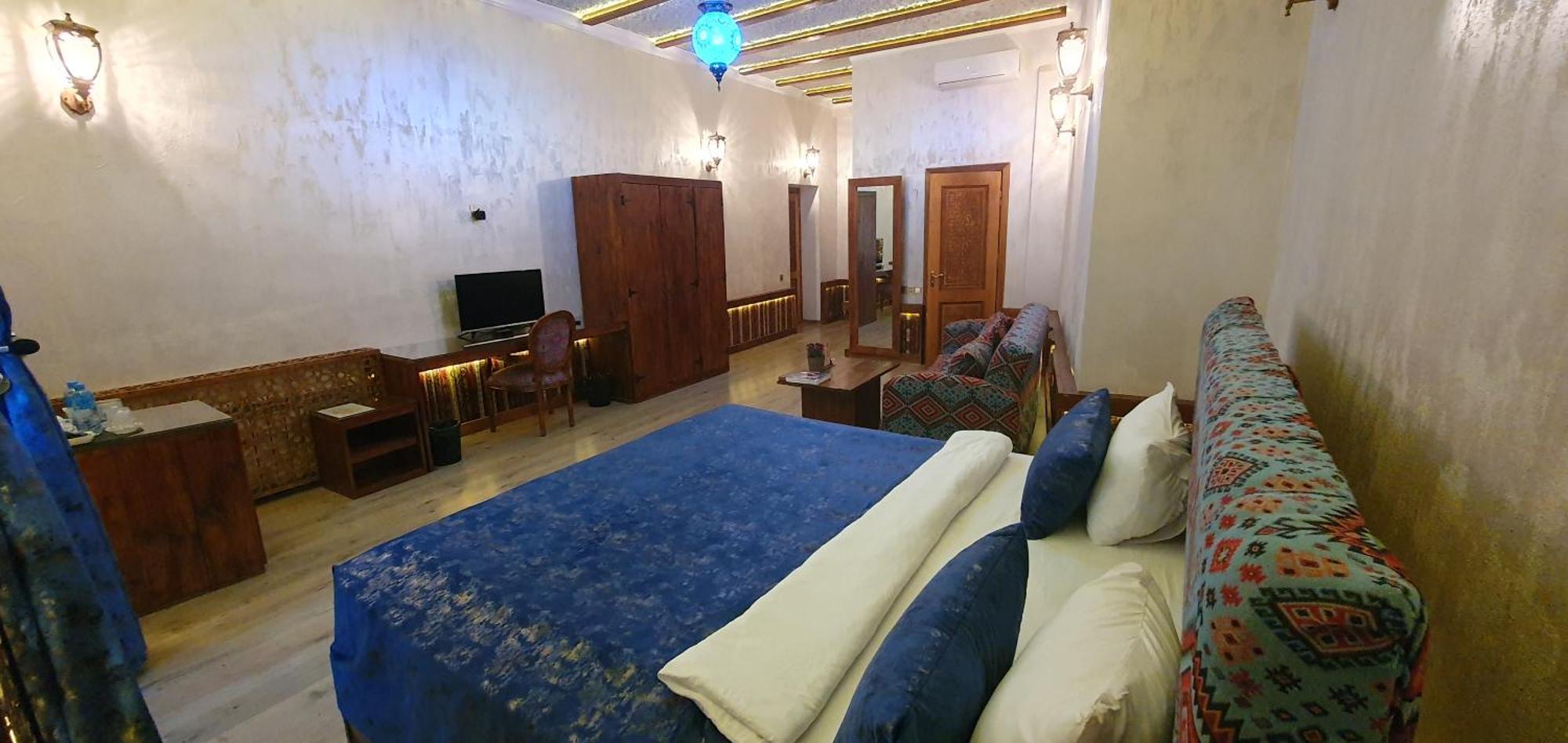Qiz Galasi Hotel 4*