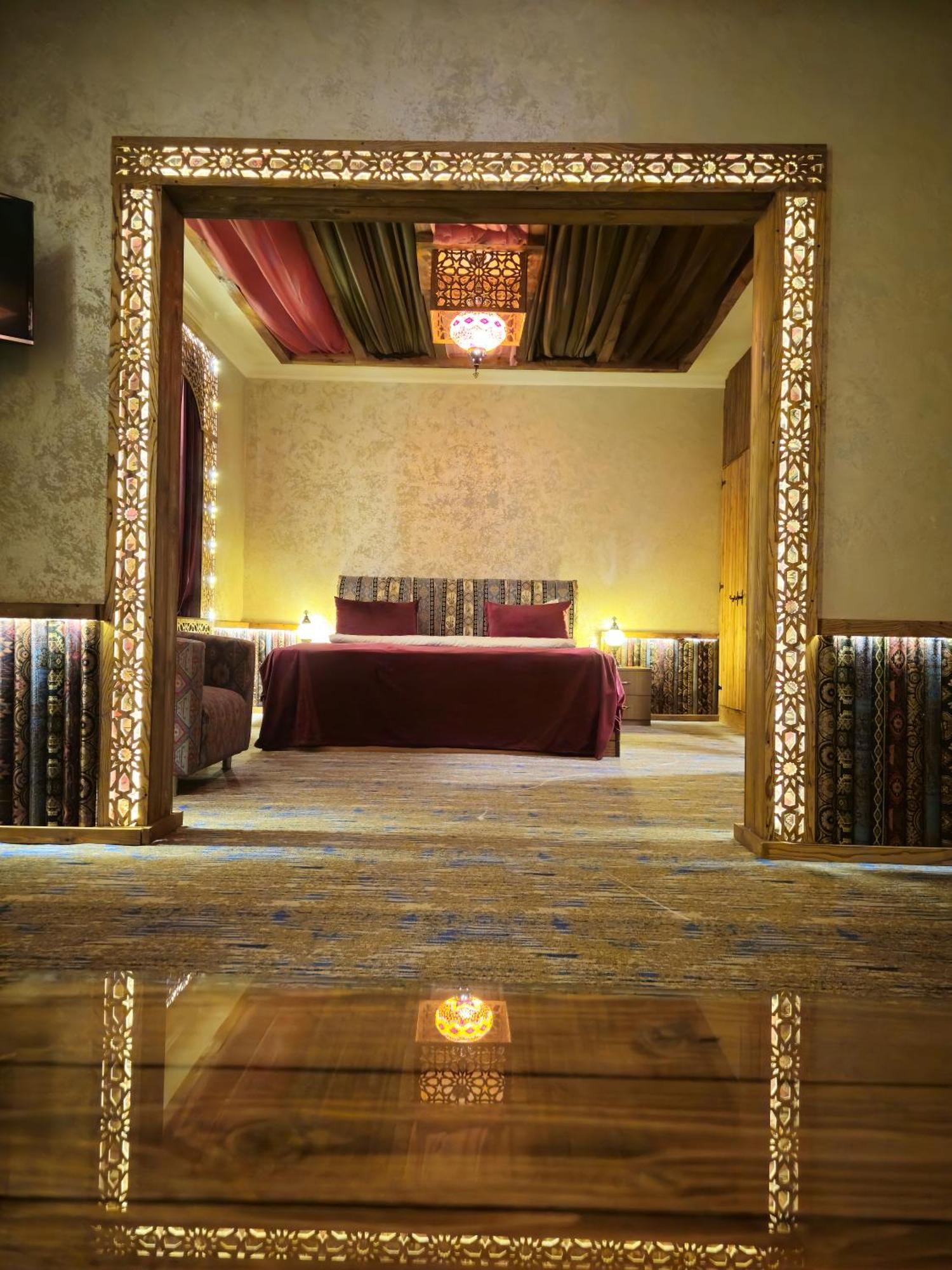 Qiz Galasi 4*