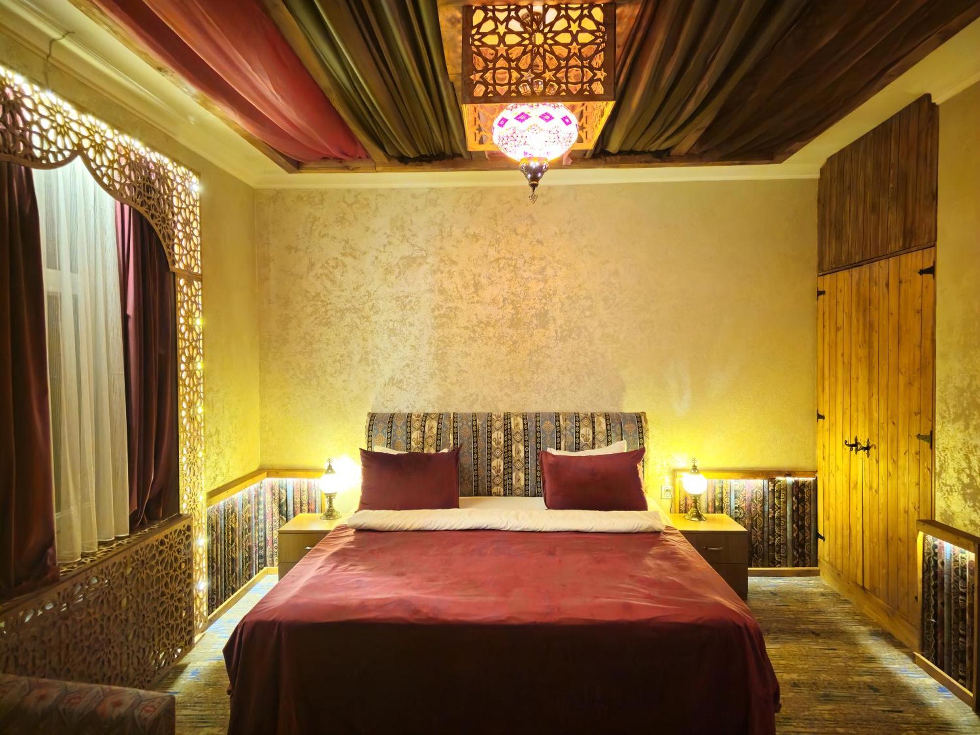 Qiz Galasi Hotel